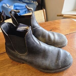 Blundstone Black Leather Chelsea Boots - Size AU 7 (Fits US Men’s 8 / Women’s 10